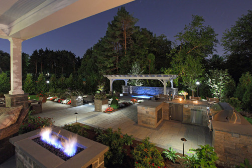 Gallivan_Shadda-Night-03_WS